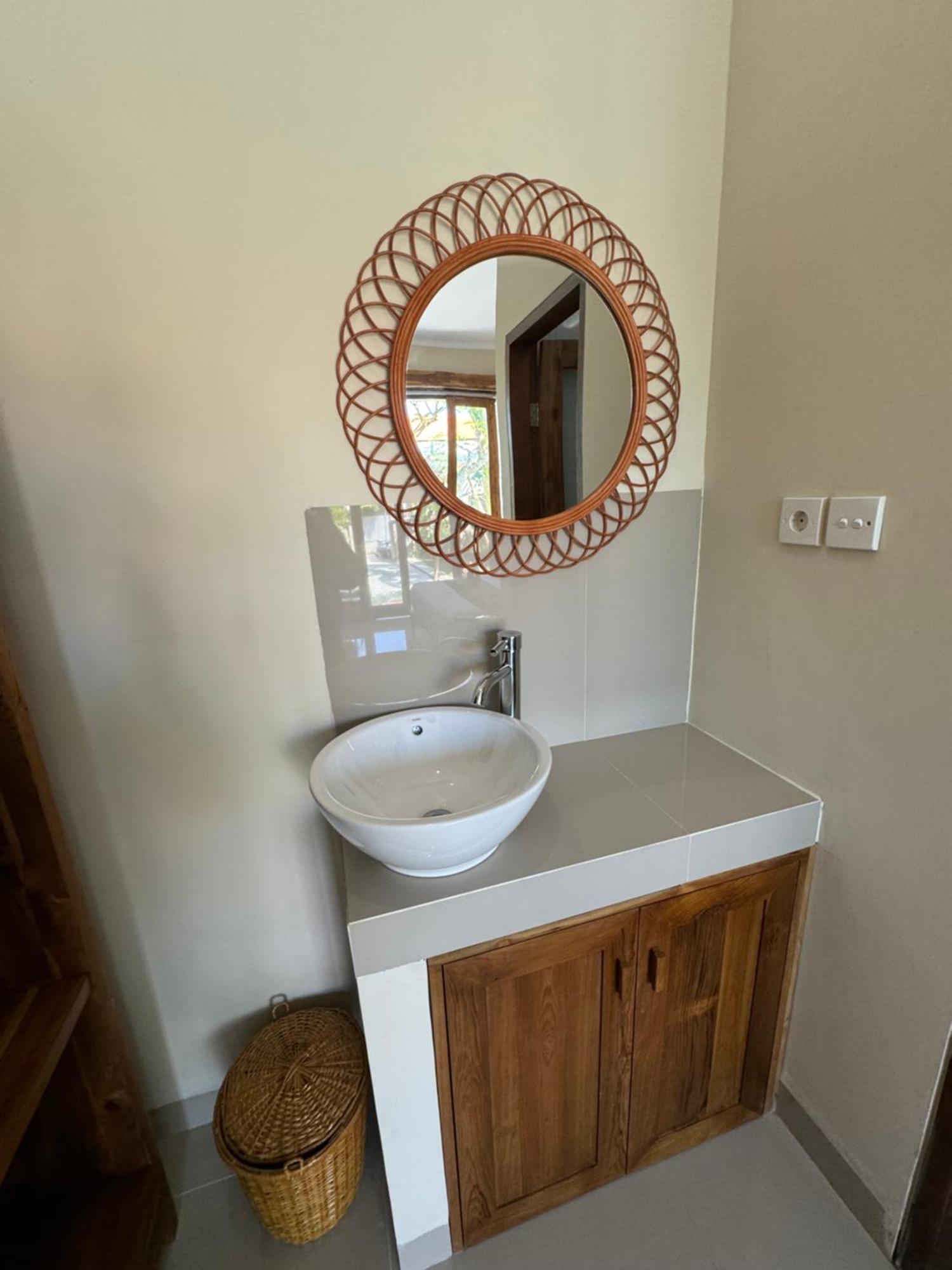 Canggu Nadi 2 Guest House Екстер'єр фото